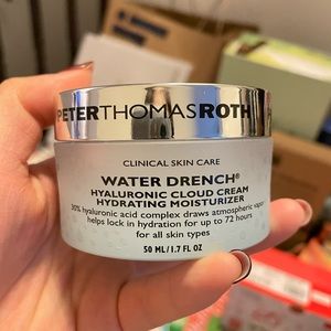 Peter thomas Roth water French hyaluronic cloud cream